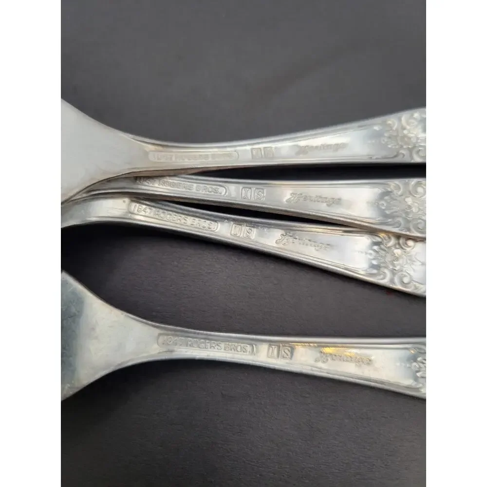 1847 IS Rogers Bros Silverware Set Of 4 HERITAGE Flatware Salad Forks